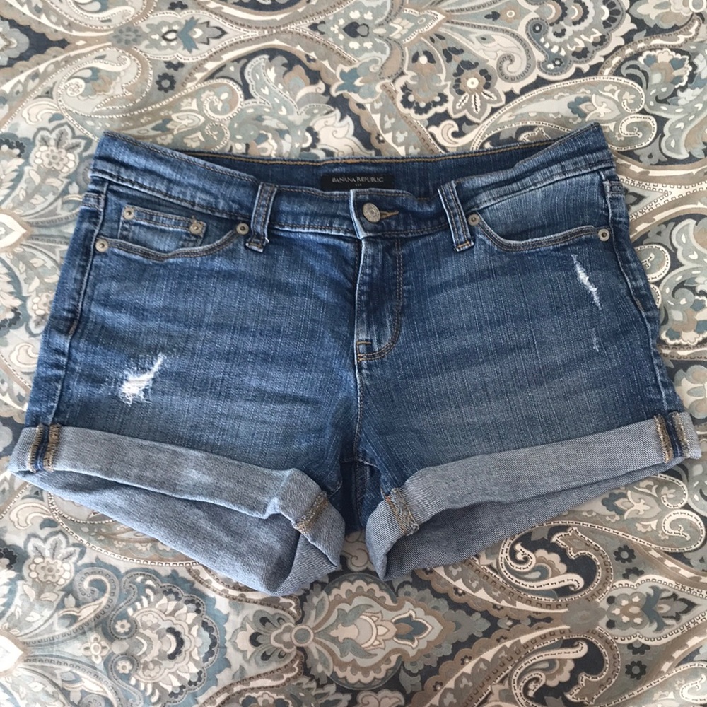 Banana Republic distressed jean shorts